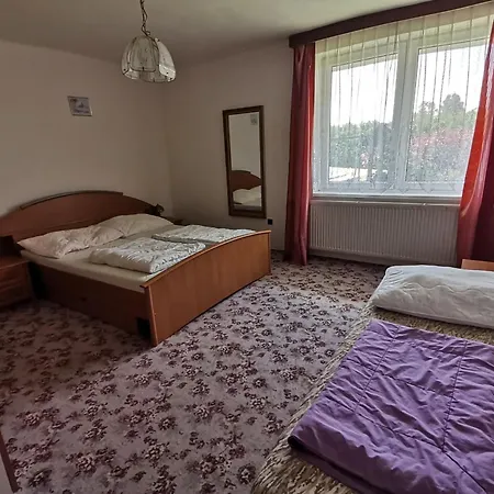 Rekreacni Dum Klenovice Holiday home
